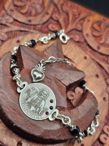 Bracciale Rosario Santa Muerte in Argento 925 con Cuore Sacro e pietre